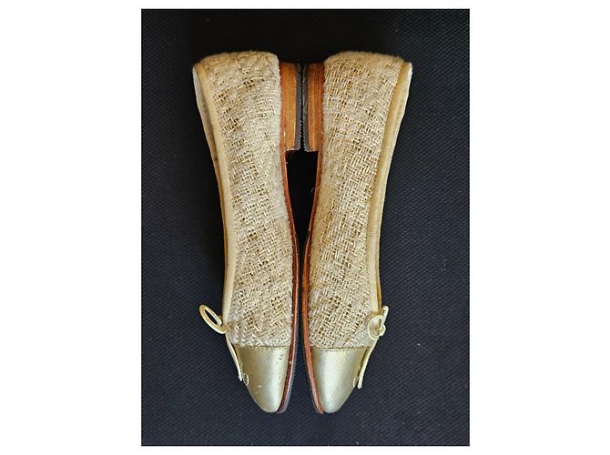 Ballerine Chanel in Tweed Beige D'oro - vista 7