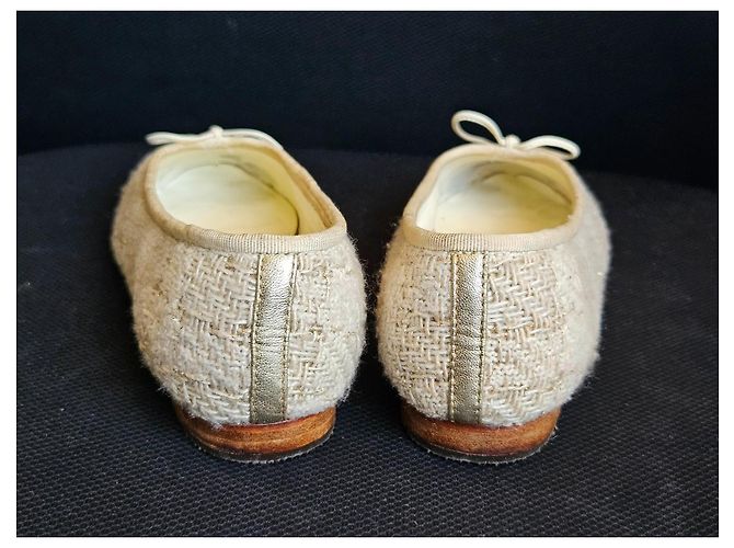 Ballerine Chanel in Tweed Beige D'oro - vista 9