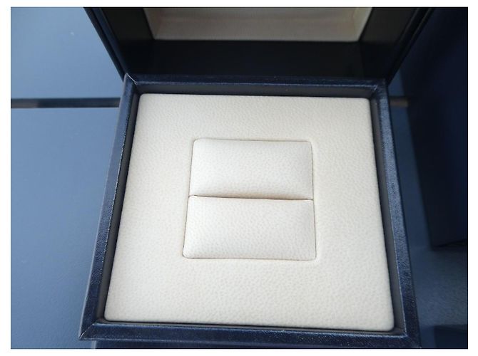 Chopard navy blue leather jewelry box for ring Beige - view 2