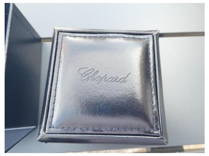 Chopard jewelry box in navy blue leather for pendant Beige - view 4