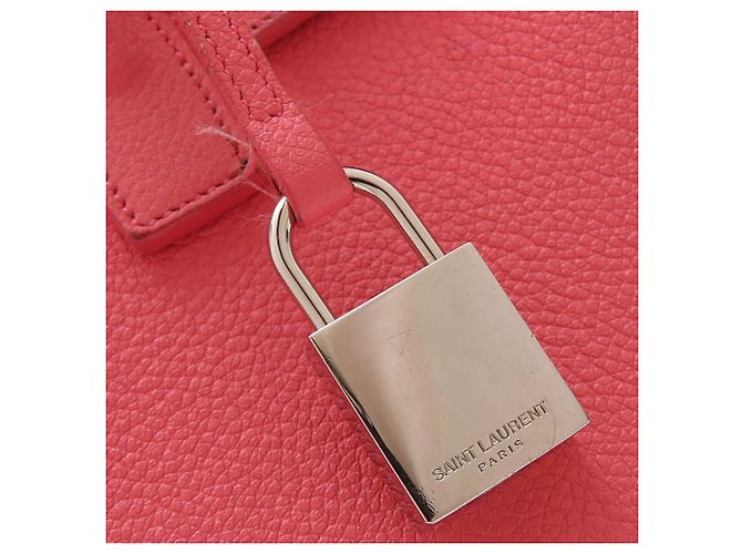 Yves Saint Laurent Sac de Jour Nano Handbag Rosa - vista 33