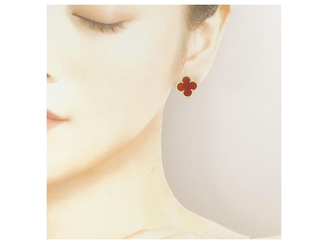 Orecchino a clip Vintage Alhambra Van Cleef & Arpels - vista 4