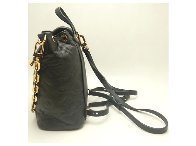 Zaino Louis Vuitton Coussin PM Nero - vista 3