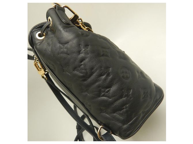 Zaino Louis Vuitton Coussin PM Nero - vista 8
