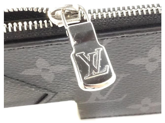 Louis Vuitton Monogram Eclipse Coin Purse Black - view 11