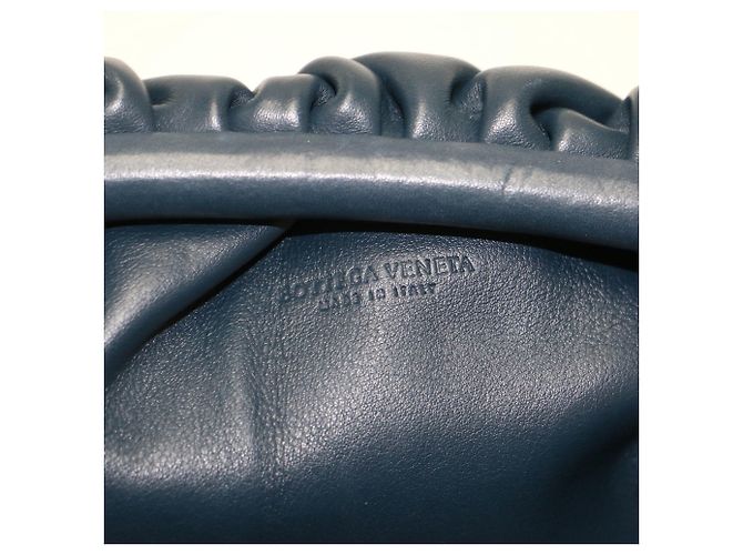 Bottega Veneta Borsa a spalla The Pouch 20 Blu navy - vista 6