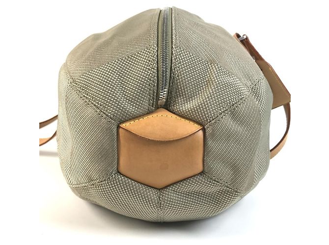 Bolsa de Ombro Louis Vuitton Damier Geant Akatan Caqui - vista 4