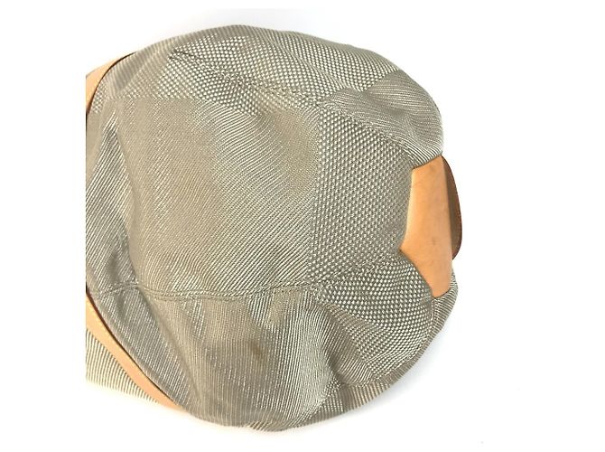 Bolsa de Ombro Louis Vuitton Damier Geant Akatan Caqui - vista 6