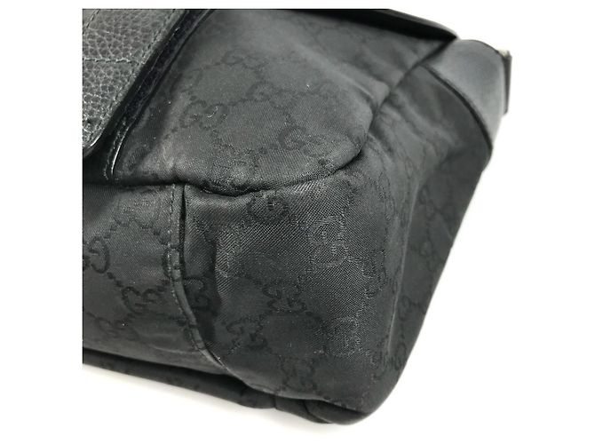 Borsa a tracolla Gucci Logo GG Crossbody Flap Pouch Nero - vista 6