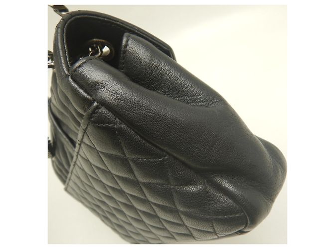 Borsa a tracolla in pelle nera Yves Saint Laurent - vista 9
