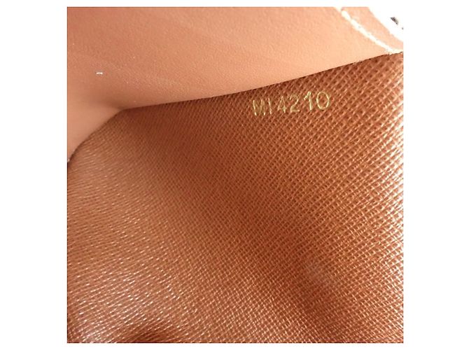 Portafoglio Louis Vuitton Monogram Tri-fold Marrone - vista 13
