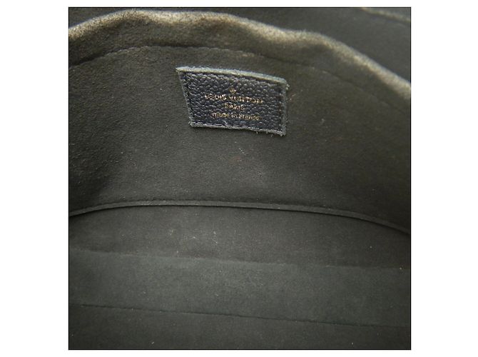 Louis Vuitton Monogram Empreinte Multi Pochette Accessoires Shoulder Bag - Noir Negro - vista 17