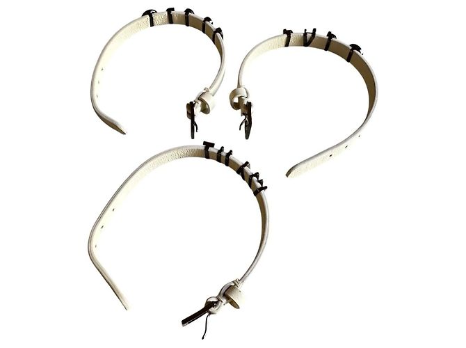 Set di 3 bracciali Valentino in pelle bianca con lettere Bianco - vista 6