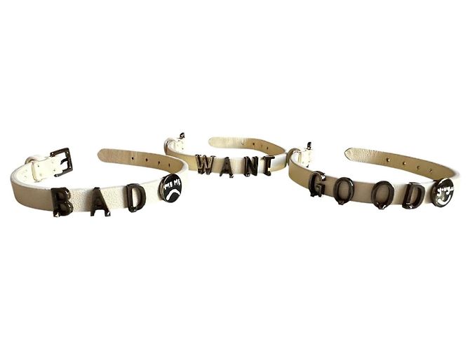 Set di 3 bracciali Valentino in pelle bianca con lettere Bianco - vista 9