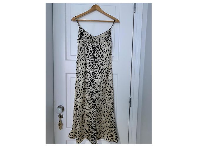 Vestido midi Reformation estampado de leopardo en seda Negro Beige - vista 5