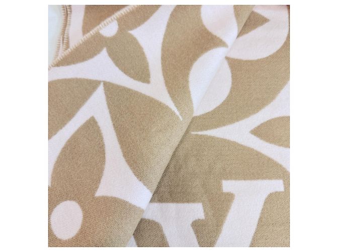 Louis Vuitton Medallion Schal Beige - Ansicht 7