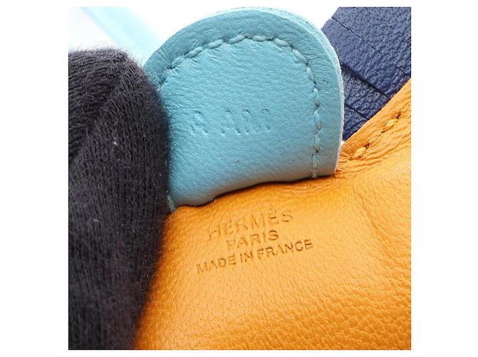Hermès Hermes Rodeo PM Handbag Charm Marrone Blu Blu navy - vista 3