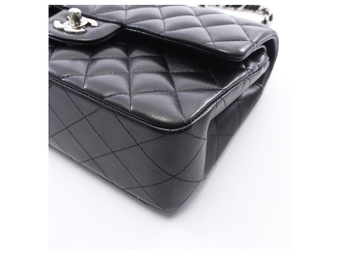 Timeless Borsa a tracolla Chanel Matelassé Double Flap Nero - vista 6