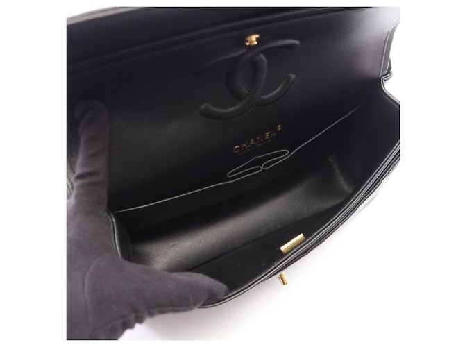 Borsa a tracolla Chanel Matelassé Double Flap Nero - vista 3