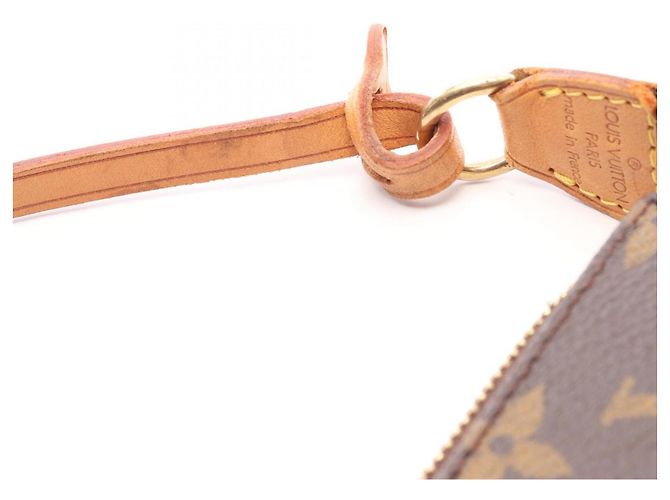 Louis Vuitton Pochette Accessoires Monogram Handbag Marrom Monograma - vista 9