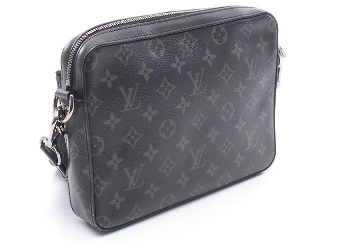 Borsa a tracolla Louis Vuitton Trio Messenger Monogram Eclipse Marrone Nero - vista 2