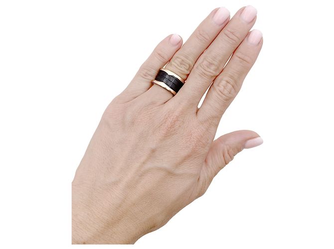Anello Bulgari, "B.ZERO1" in oro giallo e ceramica nera. - vista 4
