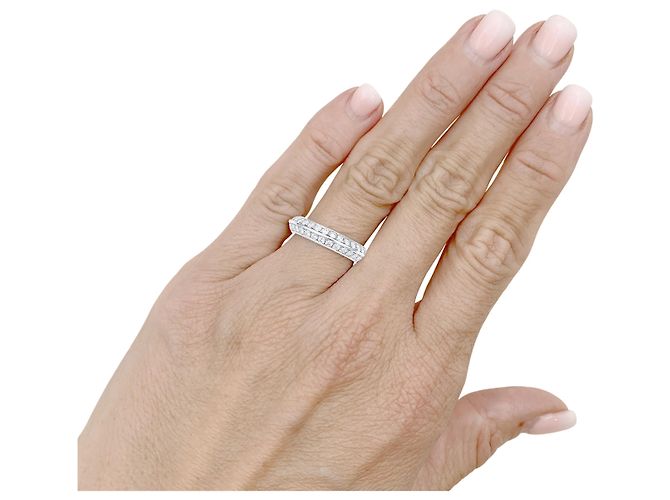 Boucheron "Éternelle Grâce" Ring, Weißgold und Diamanten. - Ansicht 5
