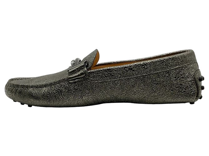 Mocassini Gommino Double T Tod's in Argento Metallizzato Craquelé - vista 3