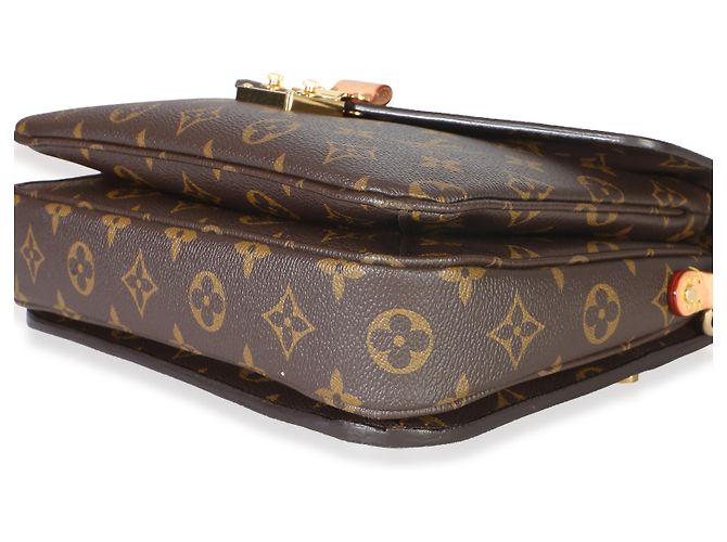 Louis Vuitton Monogram Canvas Pochette Metis Marrone - vista 6