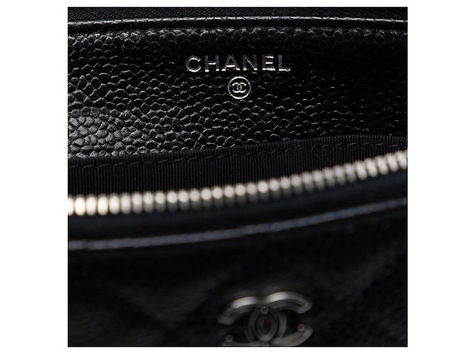 Borsa Clutch Chanel Small CC Quilted Caviar Zip Pouch Nera Nero - vista 5
