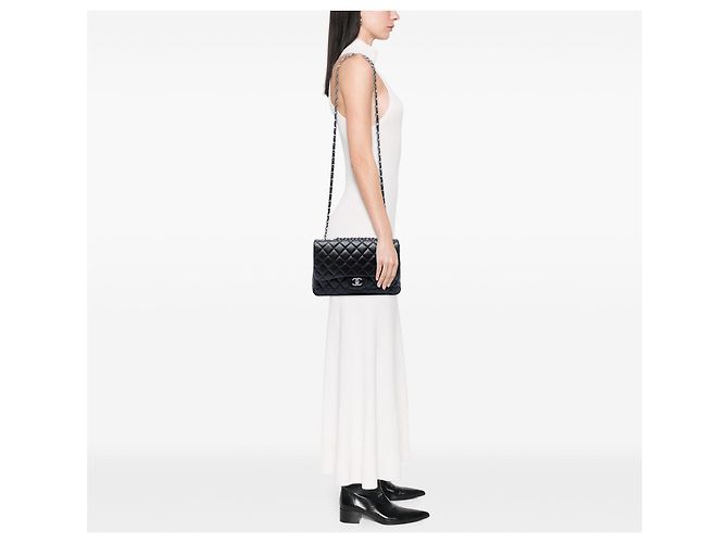 Borsa a tracolla Chanel Jumbo Classic Single Flap in pelle di agnello nera Nero - vista 5