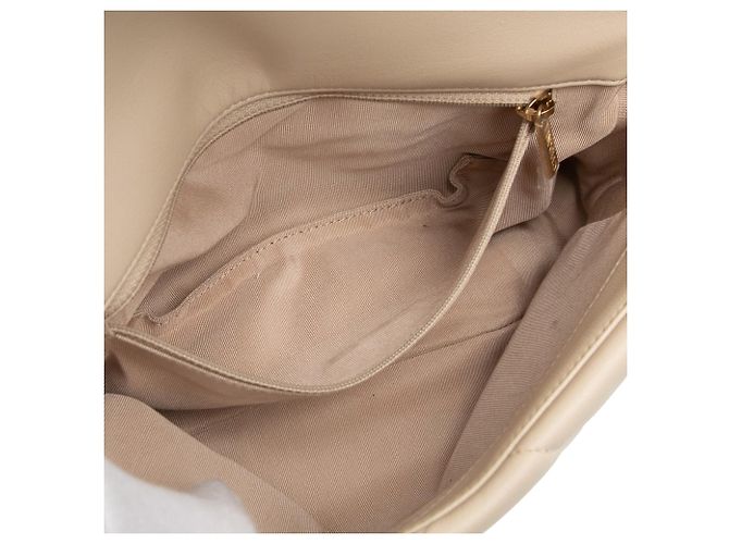 Borsa Chanel 19 Flap Satchel Medium in nappa beige - vista 5