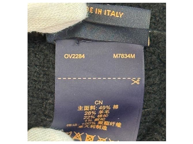 Cappello in pelliccia Louis Vuitton Woolgram Flight Mode Nero - vista 10