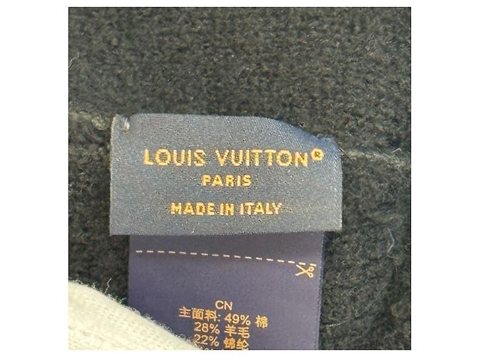 Cappello in pelliccia Louis Vuitton Woolgram Flight Mode Nero - vista 11