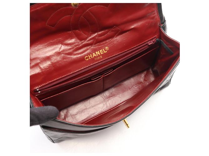 Borsa a tracolla Chanel Matelassé Paris Limited Edition Nero - vista 3