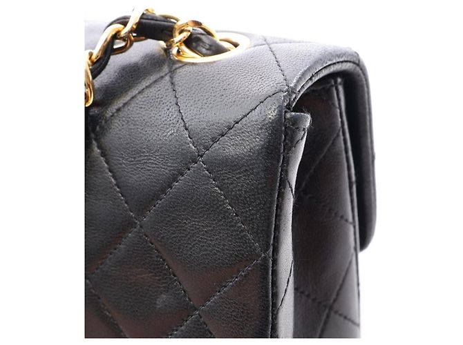 Borsa a tracolla Chanel Mini Matelassé 20 Nero - vista 10