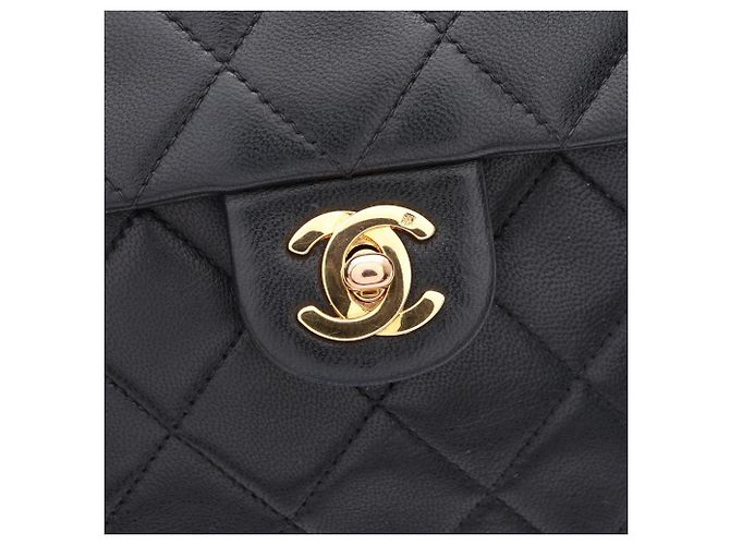 Borsa a tracolla Chanel Mini Matelassé 20 Nero - vista 12