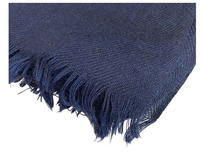 Sciarpa Chanel in cashmere e seta blu navy - vista 2