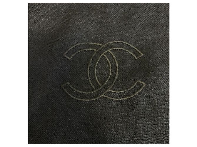 Sciarpa Chanel in cashmere e seta blu navy - vista 5
