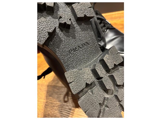 Mocassini Prada Monolith in pelle spazzolata Nero - vista 3