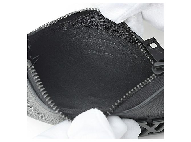 Louis Vuitton Pochette Clé Coin Case Negro - vista 4