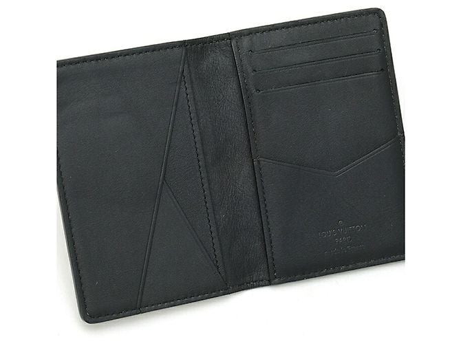 Organizer Louis Vuitton Monogram Card Case Negro - vista 4