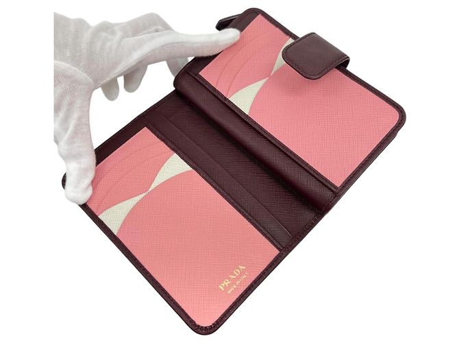 Cartera Prada bi-fold en piel Saffiano Rosa Crudo Burdeos - vista 6