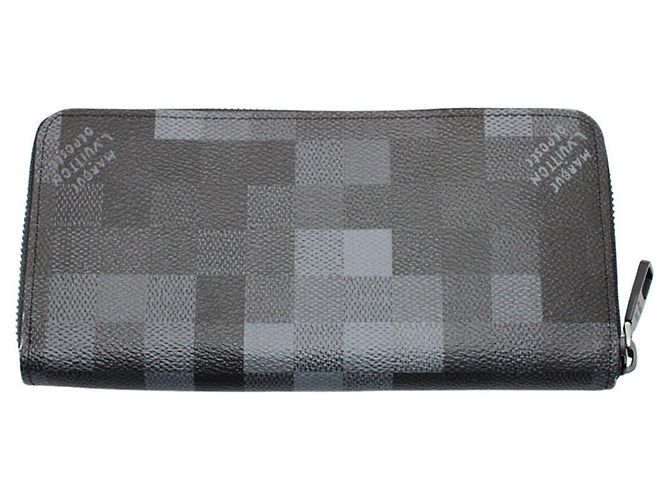 Louis Vuitton Horizontal Men's Wallet Black - view 2