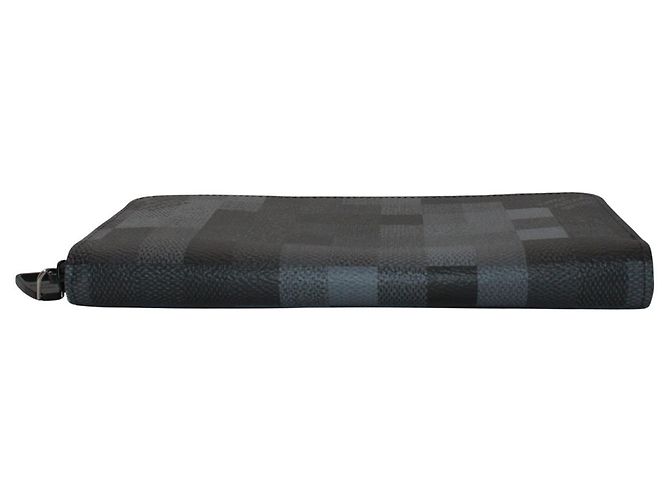 Louis Vuitton Horizontal Men's Wallet Black - view 3