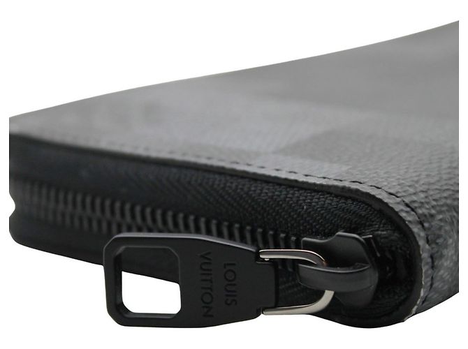 Louis Vuitton Horizontal Men's Wallet Black - view 5
