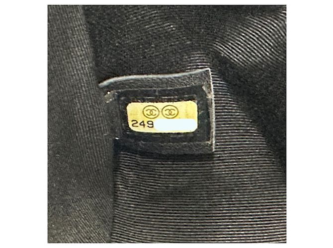 Borsa Chanel Boy V-Stitch Nero - vista 7