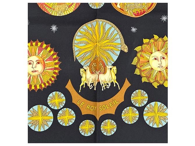 Hermès Foulard Hermes Carre 90 - LE ROY SOLEIL Nero Multicolore Giallo - vista 3