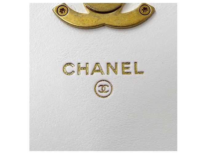 Mini borsa Chanel Matelassé Bianco Giallo - vista 6