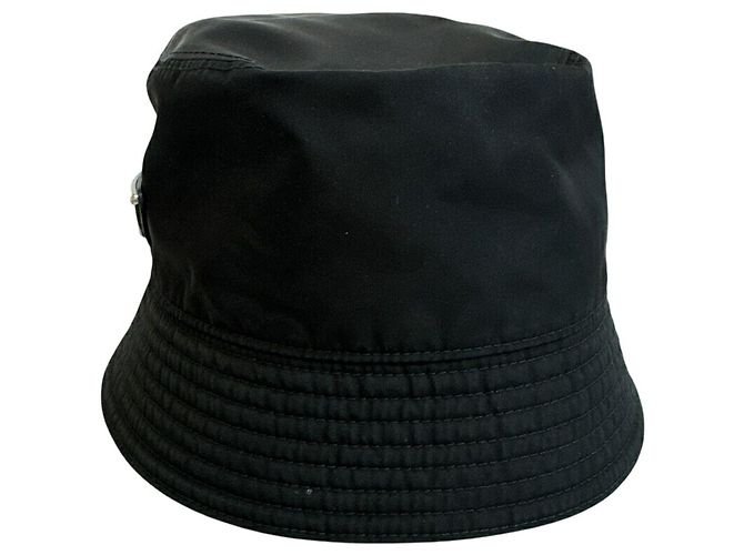 Prada Bucket Hat aus schwarzem Nylon - Ansicht 2